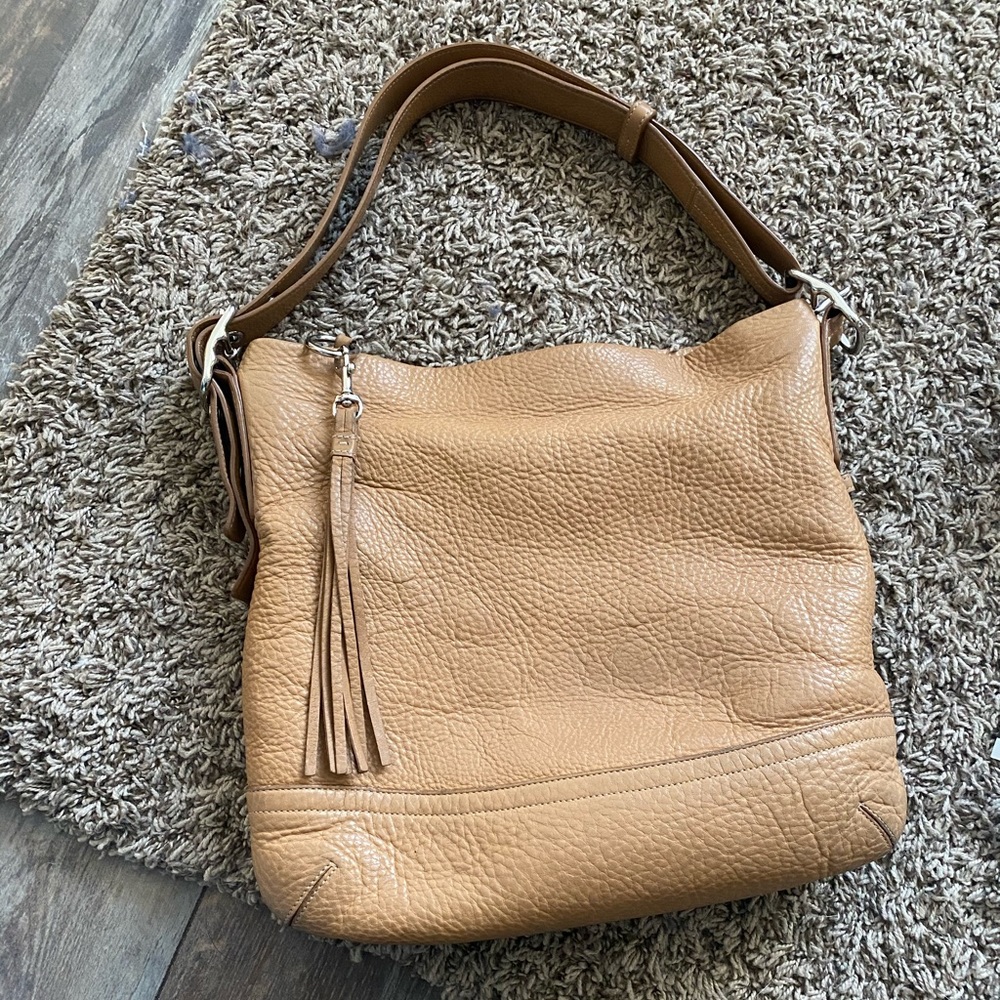 Coach like new All leather pocketbook